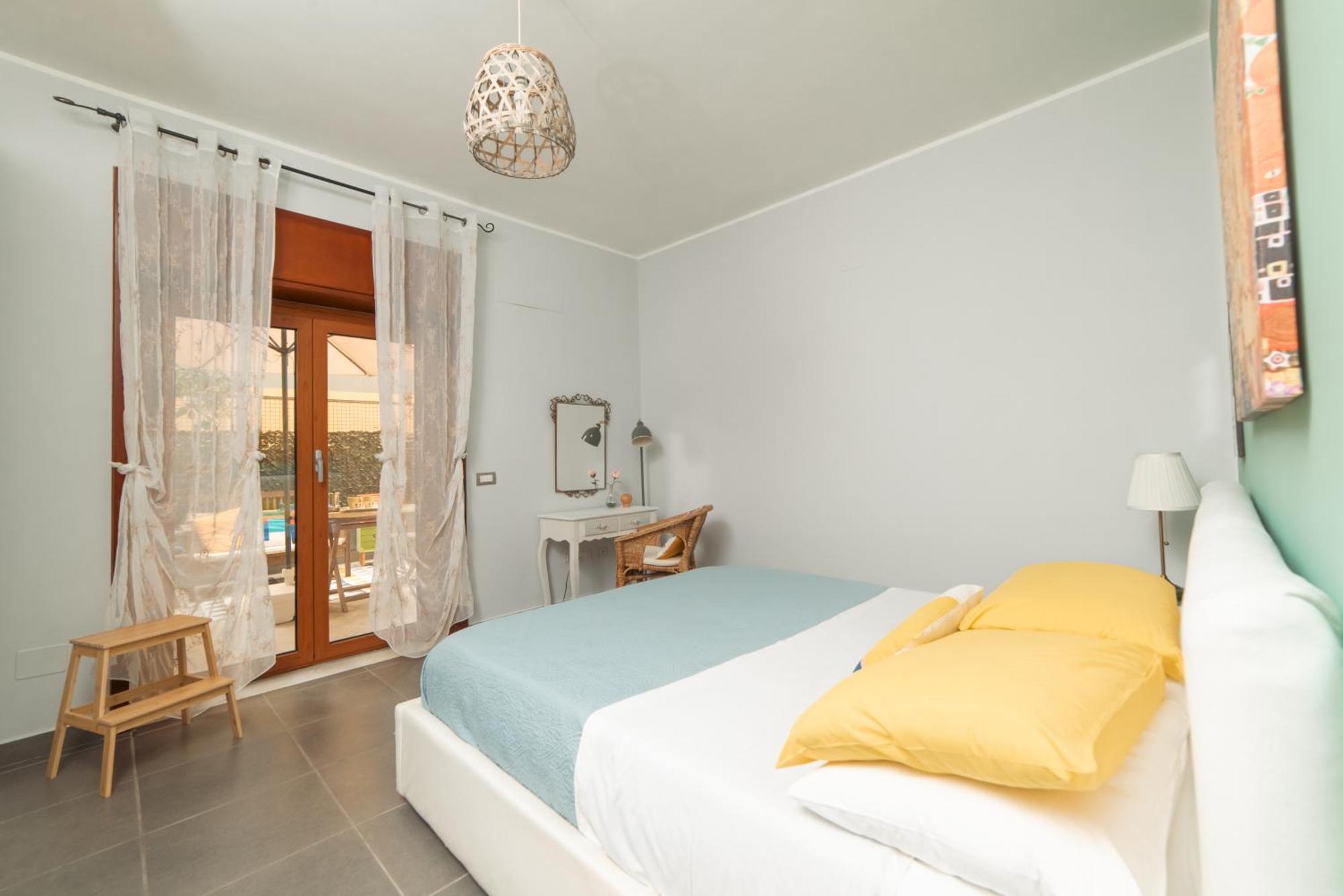 סלרנו Portarotese Apartment With Terrace מראה חיצוני תמונה